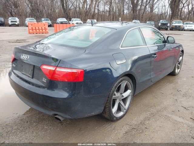 2009 AUDI A5 WAUDK78TX9A021218 Photo 3