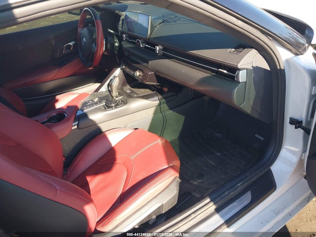 2022 TOYOTA GR SUPRA WZ1DB0C0XNW052278 Photo 4