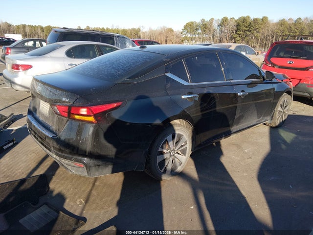 2019 NISSAN ALTIMA 1N4BL4DV4KC160709 Photo 3