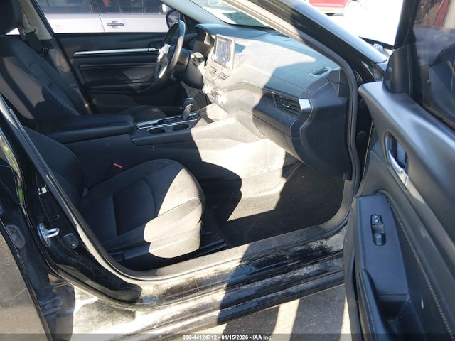 2019 NISSAN ALTIMA 1N4BL4DV4KC160709 Photo 4