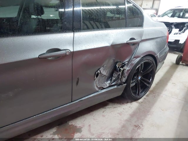 2010 BMW 335I WBAPM7G50ANL88944 Photo 5