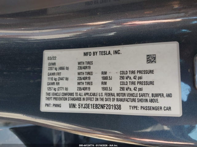 44124774 :رقم المزاد ، 5YJ3E1EB2NF201938 vin ، 2022 Tesla Model 3 Long Range Dual Motor All-wheel Drive مزاد بيع