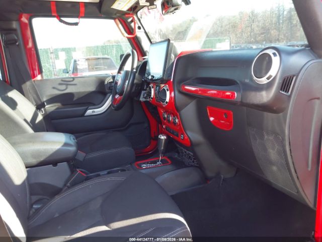 2016 JEEP WRANGLER UNLIMITED 1C4BJWFG8GL106749 Photo 4