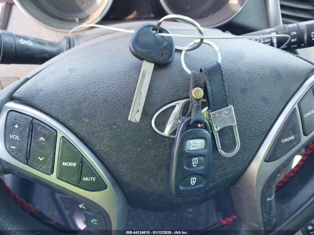 KMHD35LH0HU350140 Hyundai ELANTRA GT