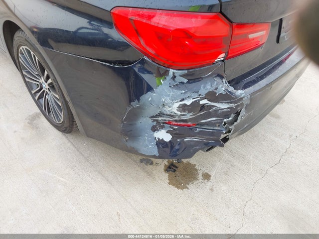 2019 BMW 530I WBAJA5C5XKWW10345 Photo 5