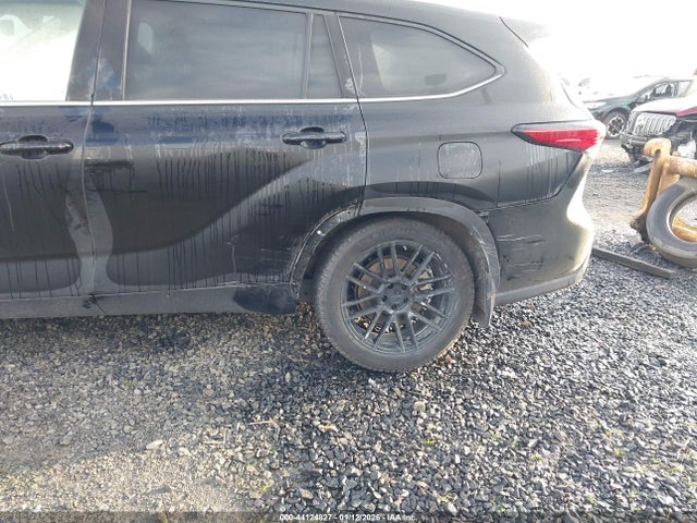 5TDHZRBH4LS519456 Toyota Highlander Xle