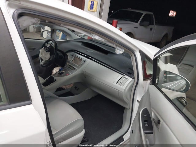 Toyota Prius 2014 JTDKN3DU5E0367363 Image 5