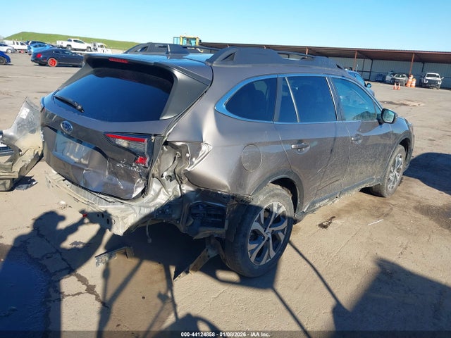 4S4BTAMC8N3248802 Subaru Outback Limited
