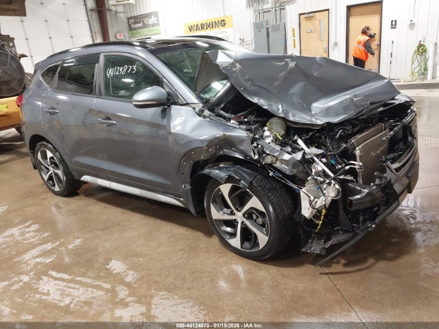 2018 HYUNDAI TUCSON KM8J3CA24JU633300