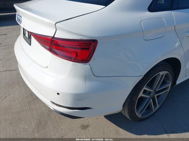 Продаж на аукціоні авто 2020 Audi A3 Premium 40 Tfsi Front-wheel Drive S Tronic, vin: WAUAUGFF7LA103845, номер лоту: 44124906