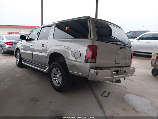 2004 CADILLAC ESCALADE ESV 3GYFK66N64G118964 Photo 2