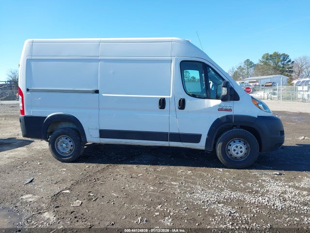 Продажа на аукционе авто 2020 Ram Promaster 1500 High Roof 136 Wb, vin: 3C6TRVBG6LE106207, номер лота: 44124939