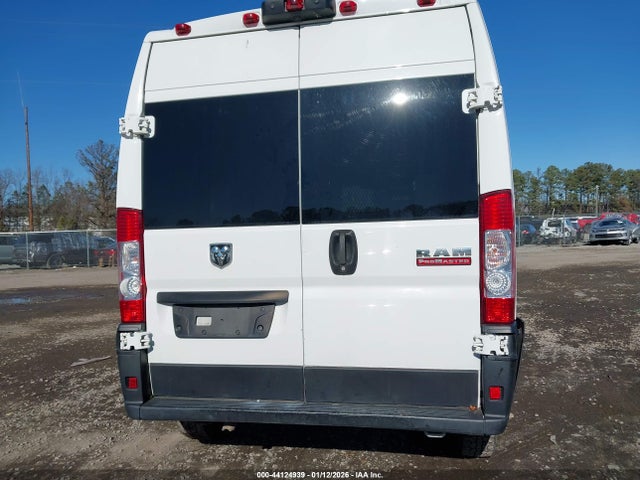 Продажа на аукционе авто 2020 Ram Promaster 1500 High Roof 136 Wb, vin: 3C6TRVBG6LE106207, номер лота: 44124939