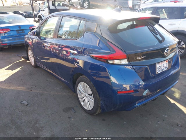 2018 NISSAN LEAF 1N4AZ1CP1JC311385 Photo 2