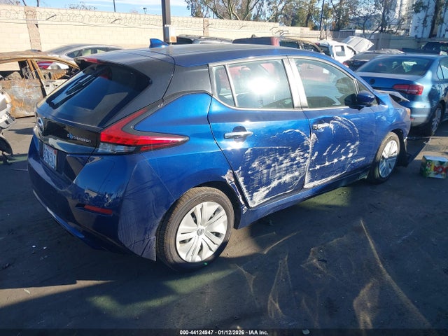 2018 NISSAN LEAF 1N4AZ1CP1JC311385 Photo 3