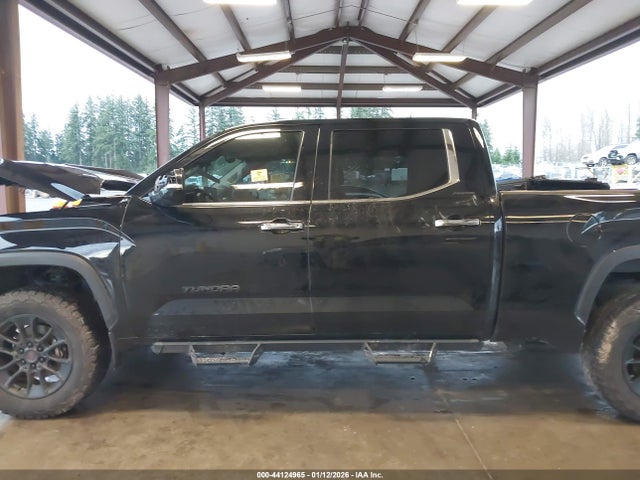 Toyota Tundra Limited 2022 5TFJA5EC6NX010094 Image 15