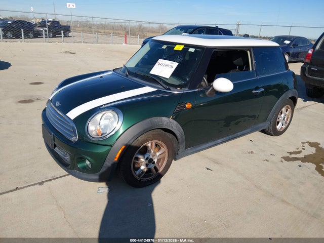 2013 MINI HARDTOP WMWSU3C55DT688472 Photo 1