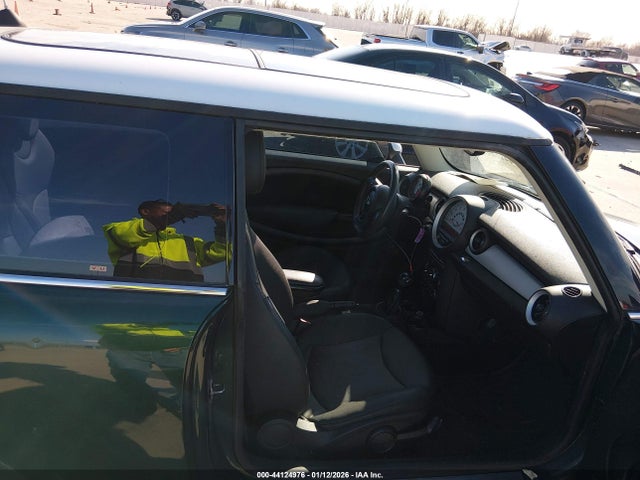 2013 MINI HARDTOP WMWSU3C55DT688472 Photo 4
