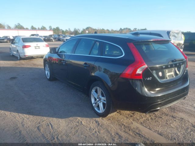 2015 VOLVO V60 YV1612SK0F1226649 Photo 2