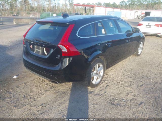 2015 VOLVO V60 YV1612SK0F1226649 Photo 3