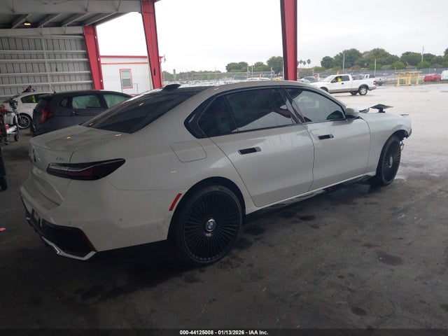 2023 BMW 740 WBA23EH0XPCM58166 Photo 3