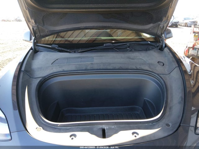 2020 TESLA MODEL Y 5YJYGDEE3LF056630 Photo 9