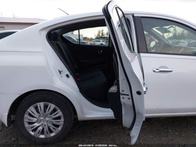 3N1CN7AP0EK444419 Nissan Versa 1.6 Sv