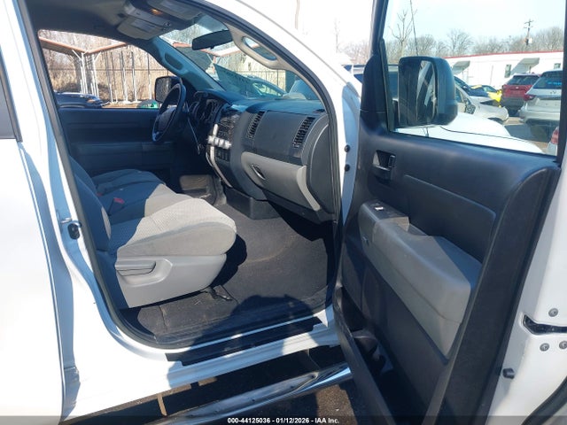 2013 TOYOTA TUNDRA 5TFRM5F15DX054240 Photo 4