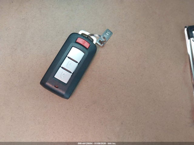 2024 MITSUBISHI ECLIPSE CROSS JA4ATVAA5RZ061640 Photo 10