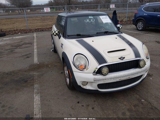 2009 MINI COOPER S WMWMF73559TW83452 Photo 0