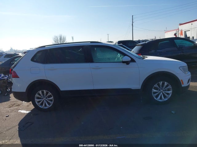 Volkswagen Tiguan 2.0t S 2019 3VV0B7AX0KM026596 Image 13