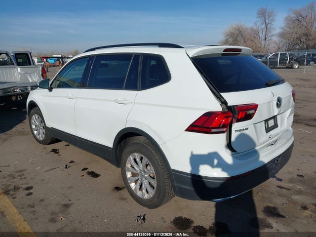 Volkswagen Tiguan 2.0t S 2019 3VV0B7AX0KM026596 Image 3