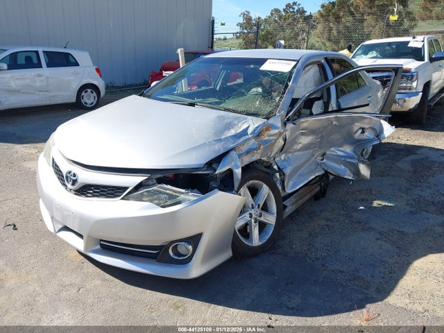 Toyota CAMRY SE 2014 4T1BF1FK3EU754415 Image 2