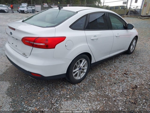 2015 FORD FOCUS 1FADP3F2XFL219567 Photo 3