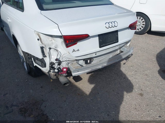 2017 AUDI A4 WAUGNAF41HN044780 Photo 5
