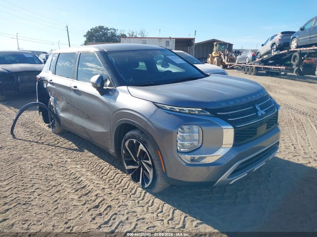 2022 MITSUBISHI OUTLANDER JA4J3UA83NZ039668 Photo 0