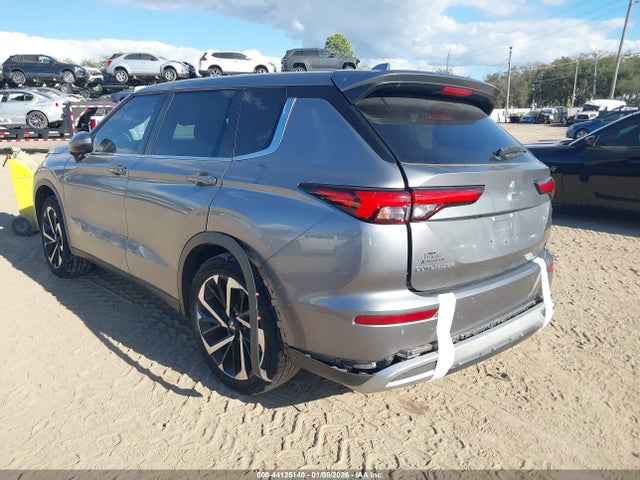 2022 MITSUBISHI OUTLANDER JA4J3UA83NZ039668 Photo 2