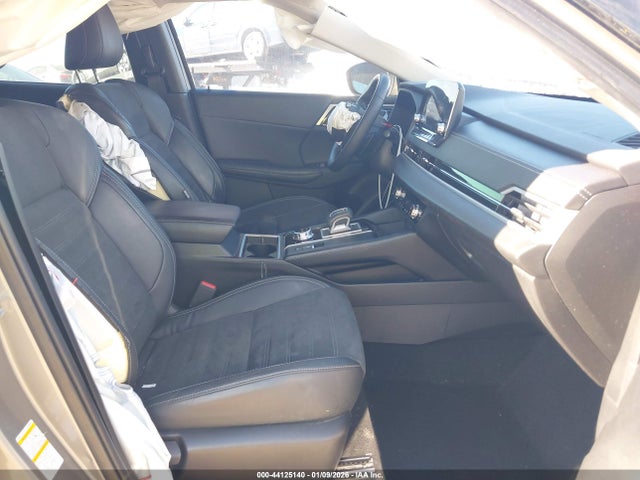 2022 MITSUBISHI OUTLANDER JA4J3UA83NZ039668 Photo 4