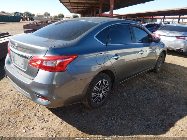3N1AB7AP5JY285582 Nissan Sentra