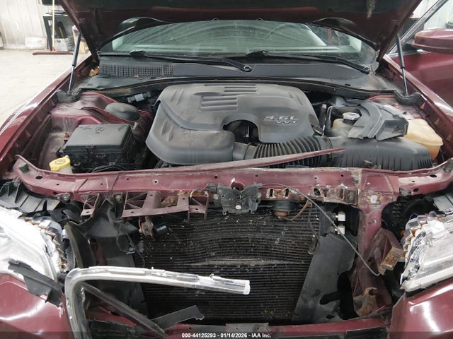 Продажа на аукционе авто 2016 Chrysler 300 Limited, vin: 2C3CCARG5GH358392, номер лота: 44125293