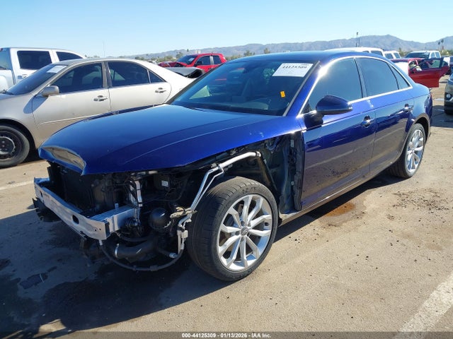 Audi A4 40 Premium/40 Titanium Premium 2019 WAUGMAF4XKN001078 Image 2