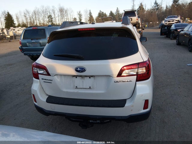 Subaru Outback 2.5i Premium 2015 4S4BSBFC5F3258727 Image 16