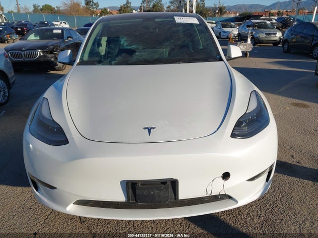 7SAYGDEF0NF490034 Tesla Model Y Performance Dual Motor All-wheel Drive