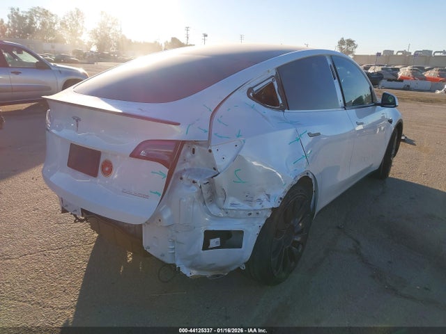 7SAYGDEF0NF490034 Tesla Model Y Performance Dual Motor All-wheel Drive