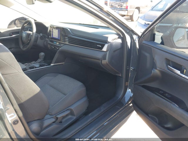 Toyota CAMRY LE 2025 4T1DAACK9SU097157 Image 5