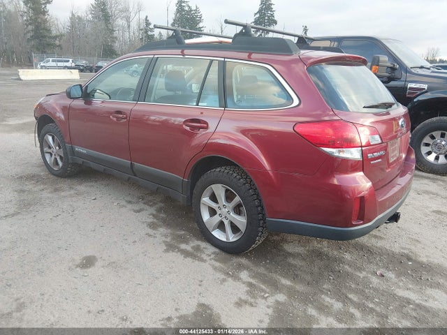 Subaru Outback 2.5i 2014 4S4BRBAC3E3231866 Image 3