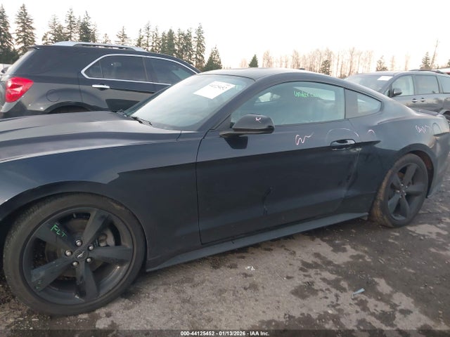 Ford Mustang Ecoboost Premium Fastback 2021 1FA6P8TH3M5126230 Image 14