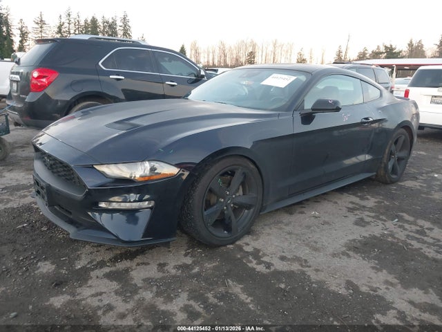 Ford Mustang Ecoboost Premium Fastback 2021 1FA6P8TH3M5126230 Image 2