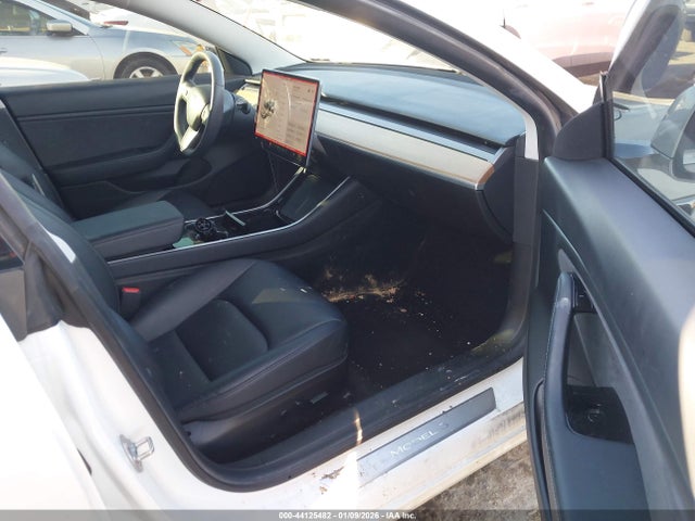 2020 TESLA MODEL 3 5YJ3E1EB8LF746510 Photo 4