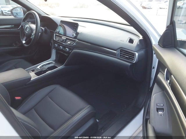 1HGCV3F21NA031866 Honda Accord Hybrid Sport